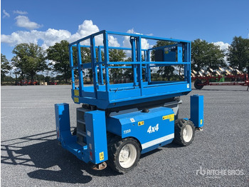 Scissor lift GENIE