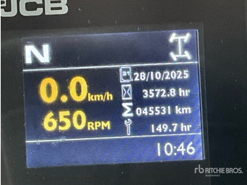 Farm tractor 2018 JCB Fastrac 4220 4WD Tractor: picture 3