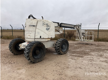 Articulated boom lift HAULOTTE