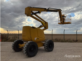 Articulated boom lift HAULOTTE