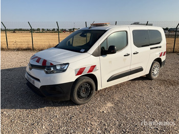 Minibus TOYOTA Proace