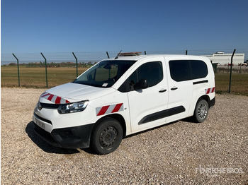 Minibus, People carrier 2022 Toyota Proace City Verso 5 Passenger Van: picture 3