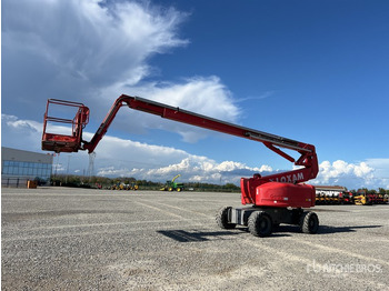 Articulated boom lift GENIE
