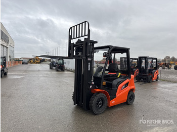 Forklift