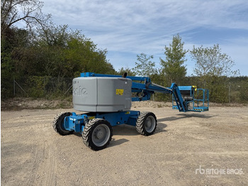 Articulated boom lift GENIE