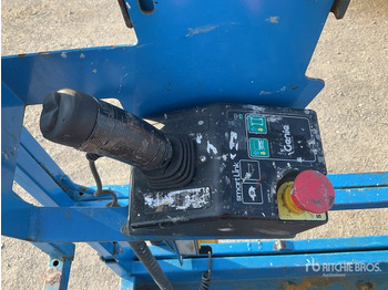 Scissor lift 2015 Genie GS-4047 Electric Scissor Lift: picture 5