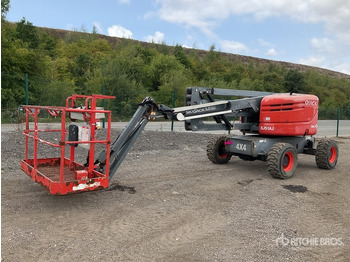 Articulated boom lift SKYJACK