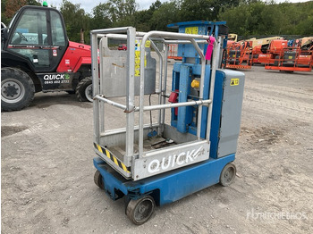 Vertical mast lift GENIE