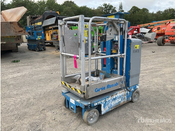 Vertical mast lift GENIE