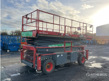 Scissor lift 2017 Skyjack SJ9250 4x4 Diesel Scissor Lift: picture 4