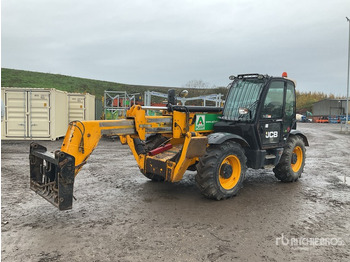 Telescopic handler JCB
