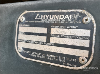 Wheel excavator HYUNDAI