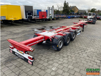 Container transporter/ Swap body semi-trailer D-TEC