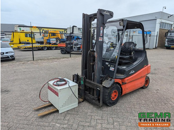 Electric forklift LINDE E