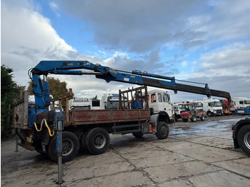 Truck mounted crane HIAB