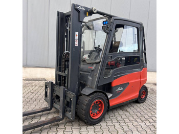 Electric forklift LINDE E