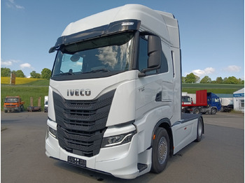 Tractor unit IVECO S-WAY