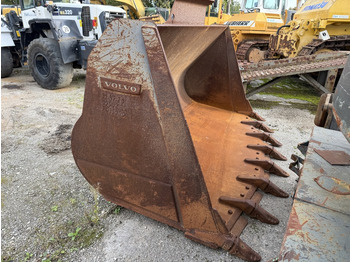 Loader bucket VOLVO
