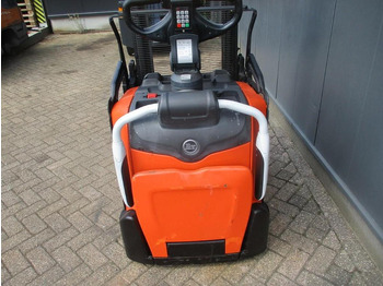 Stacker BT SPE200L: picture 4 Stacker BT SPE200L: picture 4