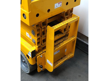 Scissor lift Haulotte Compact 10N: picture 4
