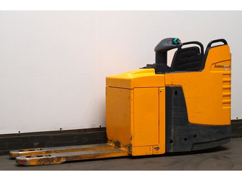 Pallet truck JUNGHEINRICH ERE