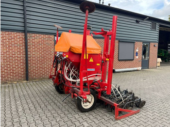 Precision seeder