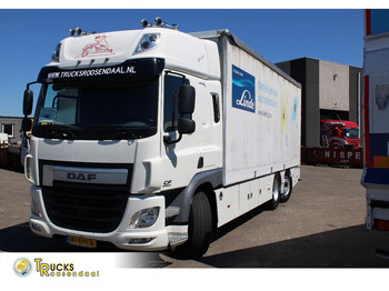 Curtain side truck DAF CF 330