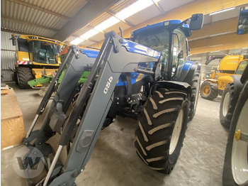 Farm tractor NEW HOLLAND T6020