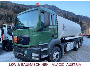 Tanker truck MAN TGS 26.400