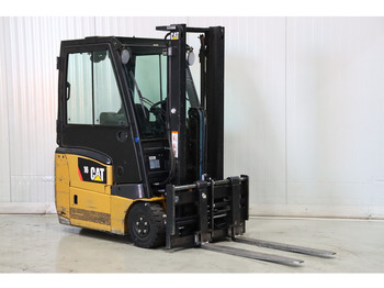 Electric forklift CATERPILLAR EP16