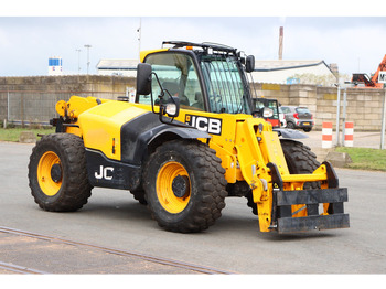 Telescopic handler JCB