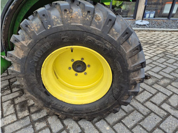 Compact tractor JOHN DEERE 2520: picture 5