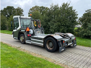Terminal tractor Terberg DT 183 | DISTRIBUTION TERMINAL | 8949 HOURS !!!! | LOW STEPS: picture 5 Terminal tractor Terberg DT 183 | DISTRIBUTION TERMINAL | 8949 HOURS !!!! | LOW STEPS: picture 5