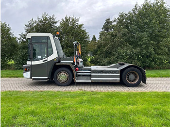 Terminal tractor Terberg DT 183 | DISTRIBUTION TERMINAL | 8949 HOURS !!!! | LOW STEPS: picture 3 Terminal tractor Terberg DT 183 | DISTRIBUTION TERMINAL | 8949 HOURS !!!! | LOW STEPS: picture 3