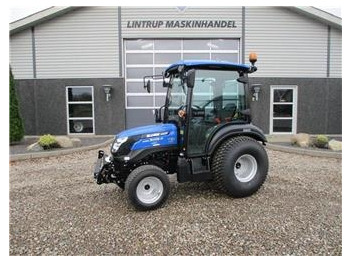Farm tractor SOLIS 26