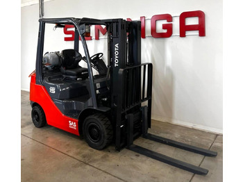 LPG forklift TOYOTA FGF 18