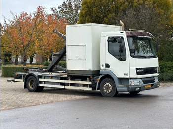 Hook lift truck DAF LF 45 180