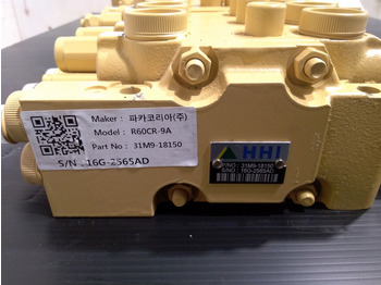 Hydraulic valve CASE