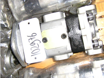 Hydraulic pump HITACHI