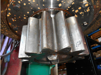 Swing motor for Construction machinery Hyundai 31N9-10180: picture 3