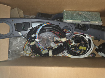 Spare parts NEW HOLLAND