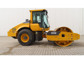 Compactor VOLVO SD135B
