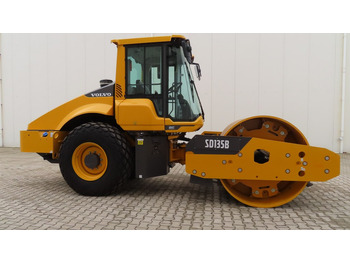 Compactor VOLVO SD135B