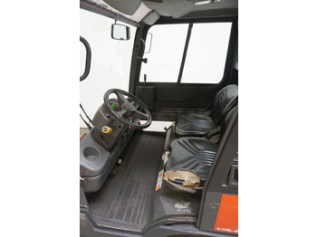 Tow tractor Linde P 250 127-05: picture 3