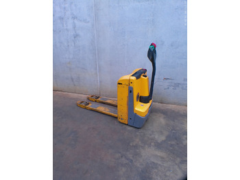 Pallet truck JUNGHEINRICH EJE