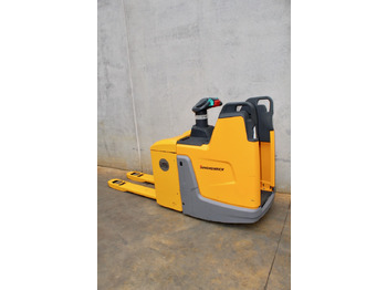 Pallet truck JUNGHEINRICH ERE