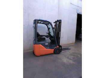Electric forklift Toyota 8FBE15T: picture 2