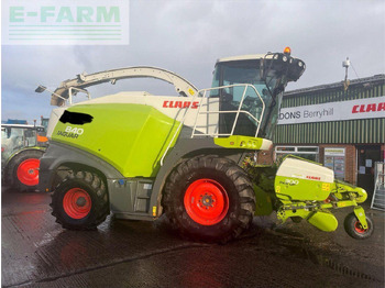 Forage harvester CLAAS Jaguar 840