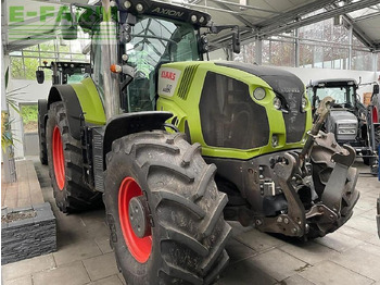 Farm tractor CLAAS Axion 830