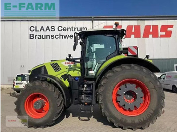 Farm tractor CLAAS Axion 870